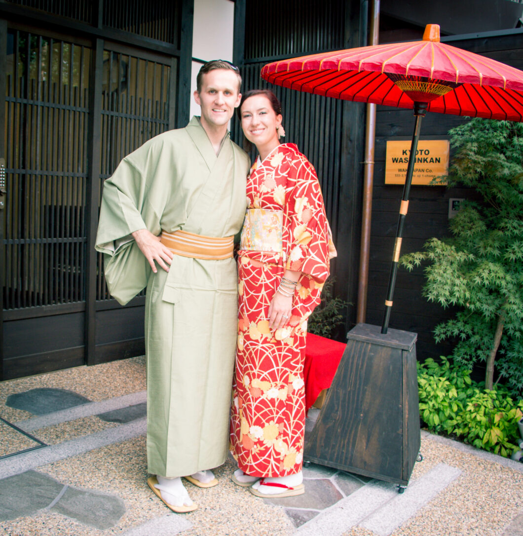 Lotsbestemming zomer erotisch Wearing a Kimono in Japan for a Traditional Tea Ceremony