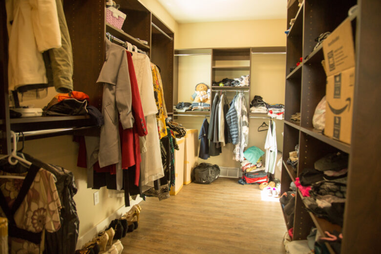 walk-in closet