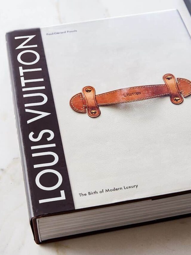 louis-vuitton-the-birth-of-modern-luxury-coffee-table-book-z