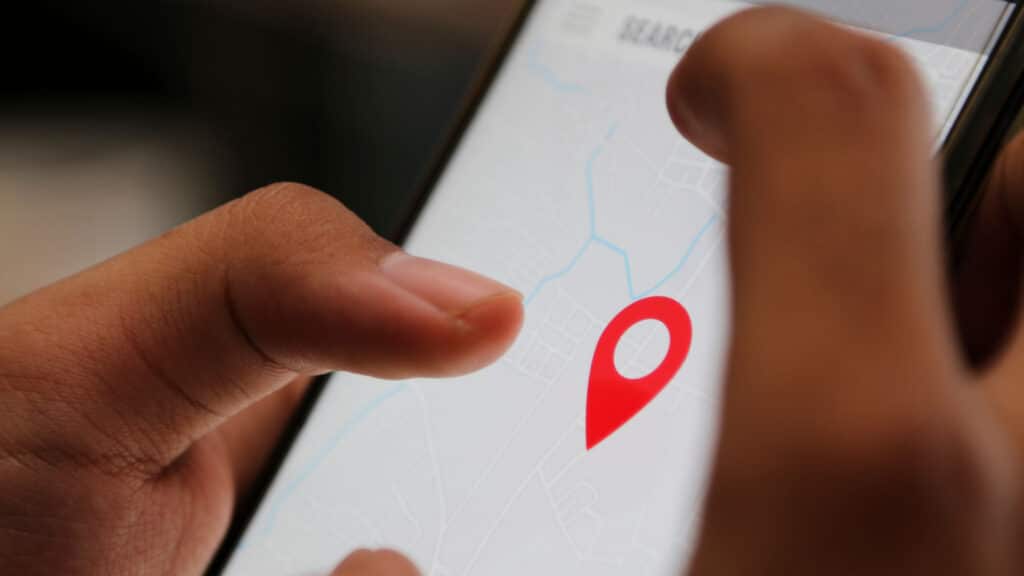 sharing smart location on a smart phone