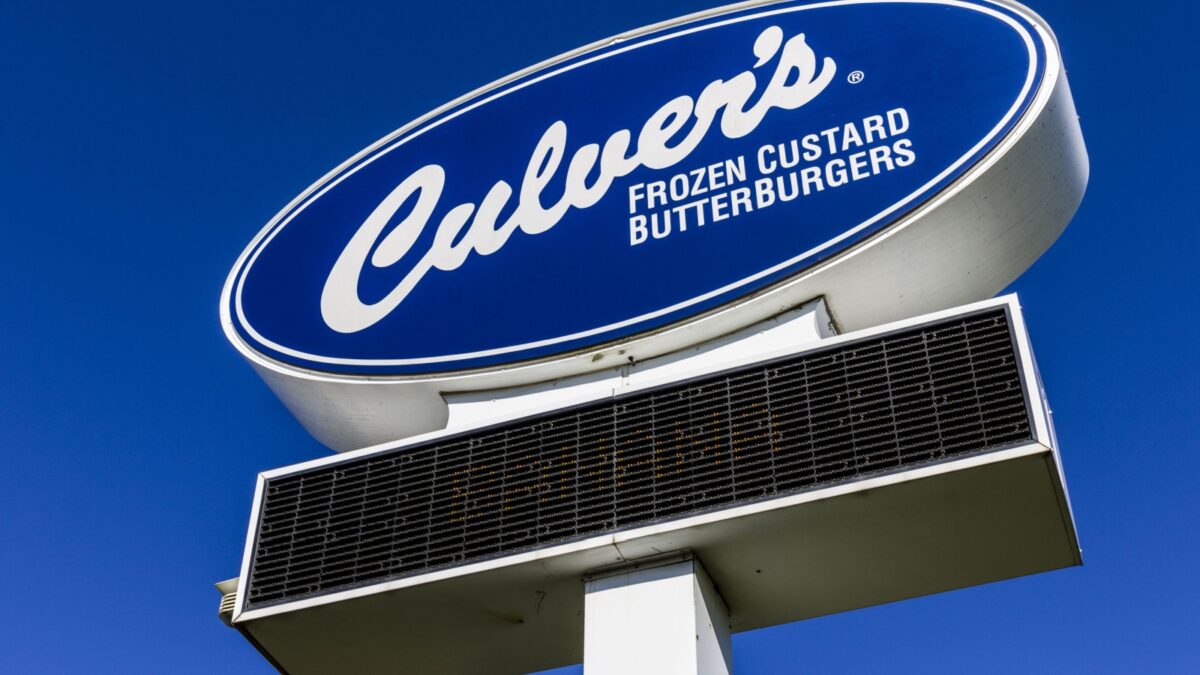 Kokomo - Circa November 2016: Culver's Fast Casual Location. Culver's is Famous for their Butterburgers and Frozen Custard II