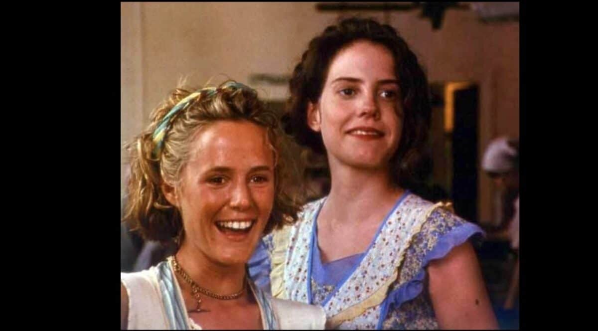 Mary Stuart Masterson and Mary-Louise Parker in Fried Green Tomatoes (1991)