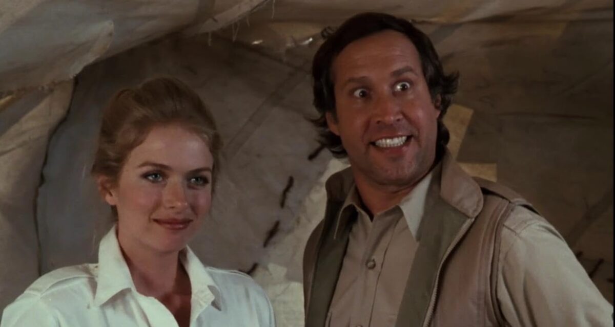 Chevy Chase and Donna Dixon in Spies Like Us (1985)